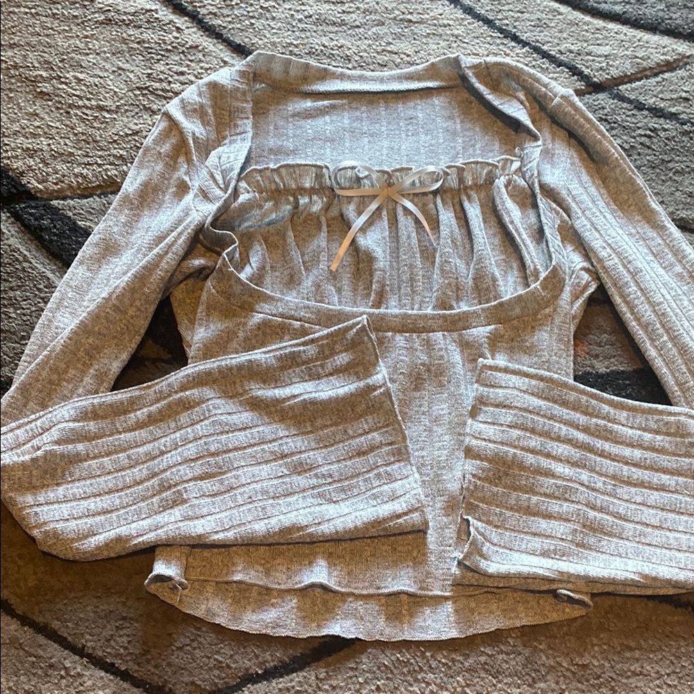 Gray Long Sleeve Top with Ribbon Detail